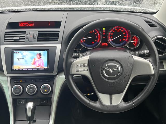 ２５ＥＸ　レザーシート　純正メモリーナビ　ＣＤ　ＤＶＤ　Ｂｌｕｅｔｏｏｔｈ　ワンセグ　Ｂカメラ　ＥＴＣ　前席パワーシート　前席シートヒーター　運転席シートメモリー　ＡＦＳ　ＤＳＣ　ＨＩＤ　純正アルミ　関東仕入(24枚目)