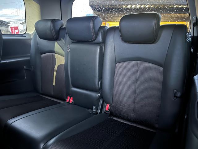 エルグランド ２５０ハイウェイスター　純正メモリーナビ　フルセグ　バックカメラ　後席モニター　Ｆドラレコ　ＥＴＣ　デジタルミラー　半革シート　片側電動ドア　クルコン　横滑り防止　ＬＥＤライト　フォグ　純正１８インチアルミ　名古屋仕入（31枚目）