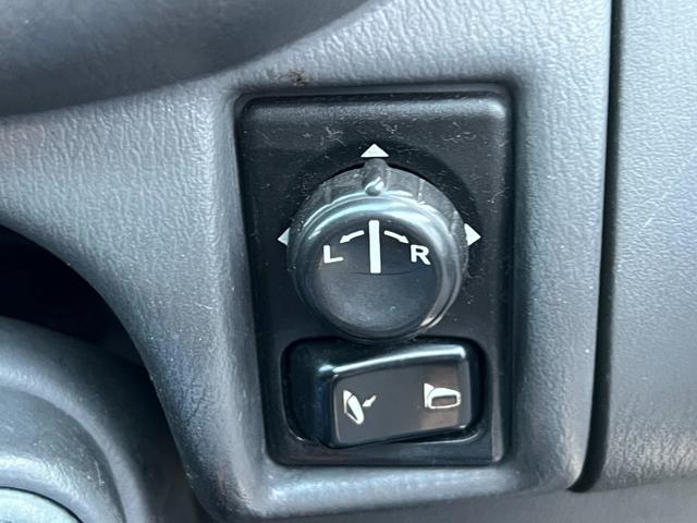 ビュート ベーシック　社外オーディオ　ＣＤ　ＵＳＢ　ＡＵＸ　ＥＴＣ　電格ミラー　キーレス　フォグ　群馬仕入（15枚目）