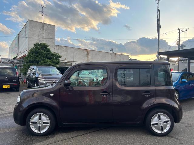 キューブ １５Ｘ　Ｍセレクション　ワンオーナー　純正メモリーナビ　ＣＤ　ＤＶＤ　ＵＳＢ　フルセグ　ＥＴＣ　ライトレベライザー　インテリジェントキー　関東仕入（9枚目）