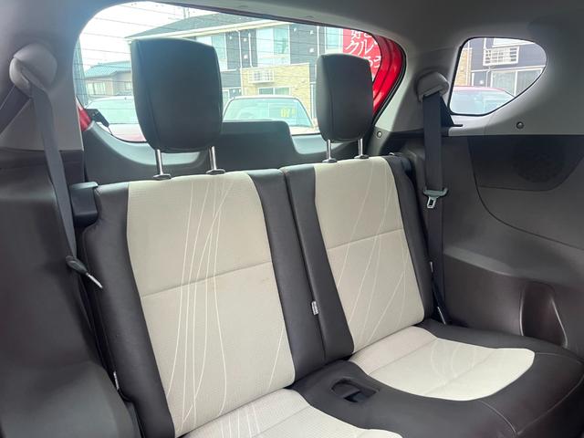 ｉＱ １００Ｇ　レザーパッケージ　ルーフラッピング　純正ＨＤＤナビ　ＣＤ　ＤＶＤ　ＡＵＸ　ＭＳ　ワンセグ　半革シート　横滑り防止　スマートキー＆プッシュスタート　ＨＩＤ　純正アルミ　名古屋仕入（23枚目）