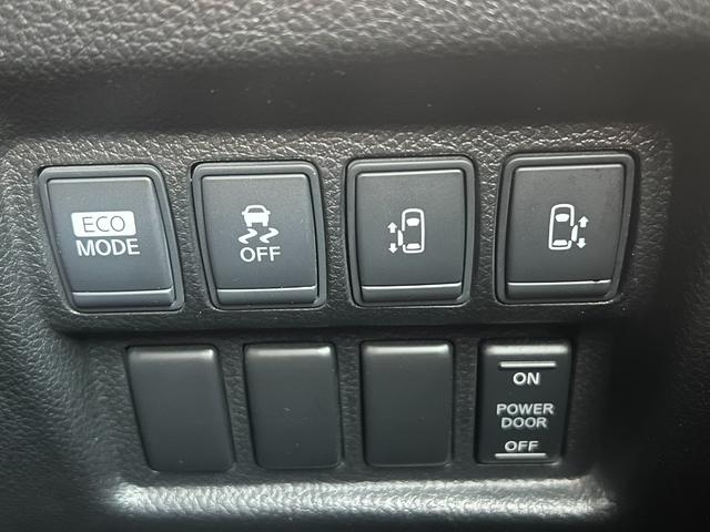 エルグランド 250ハイウェイスターアーバンクロム 社外メモリーナビ CD DVD Bluetooth フルセグ 後席モニター バックカメラ ETC 両側電動ドア 半革シート 横滑り防止 インテリキー HID フォグ 社外16インチアルミ(19枚目)