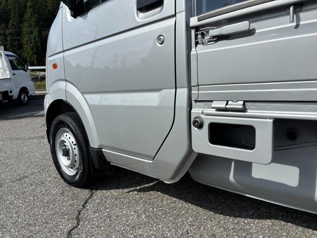 キャリイトラック KC オートマ4WD エアコン パワステ 防衛処理済  タイミングチェーン AT車 切替4WD(13枚目)