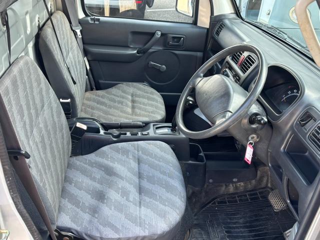 キャリイトラック KC オートマ4WD エアコン パワステ 防衛処理済  タイミングチェーン AT車 切替4WD(25枚目)