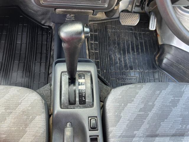 キャリイトラック KC オートマ4WD エアコン パワステ 防衛処理済  タイミングチェーン AT車 切替4WD(34枚目)