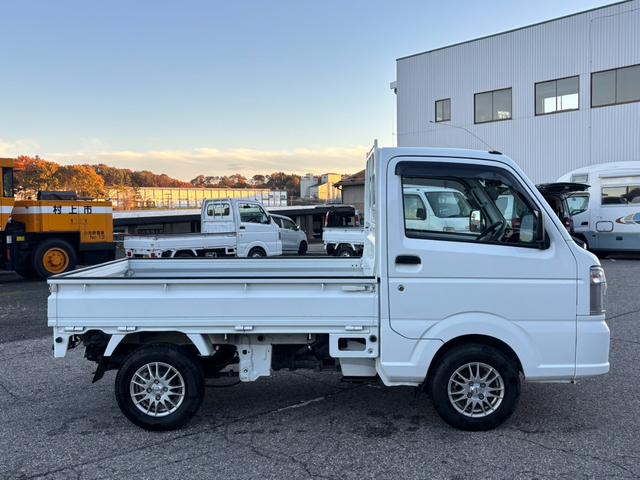 キャリイトラック KCエアコン・パワステ 4WD マニュアル 走行19900km ABS Wエアバッグ 記録簿(4枚目)