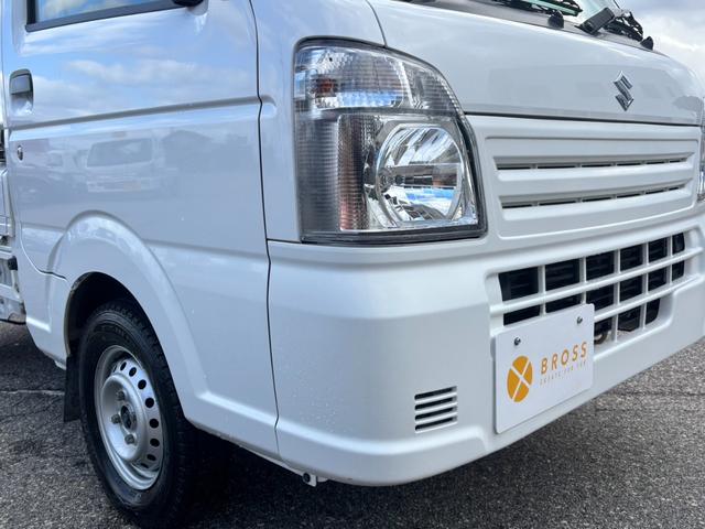 キャリイトラック ＫＣエアコン・パワステ　４ＷＤ　ワンオーナー　走行３０３００ｋｍ　社外ＣＤ　ＵＳＢ　ＡＵＸ　過去記録簿　Ｗエアバッグ　切替４ＷＤ　荷台マット　アオリガード　マッドガード　スペアキー　１年間走行距離無制限保証付（11枚目）