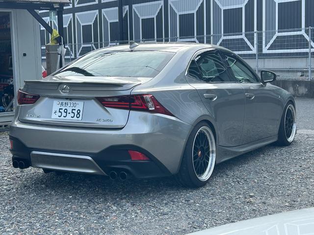 ＩＳ ＩＳ２５０　Ｆスポーツ　ミラーリング　ＢＢＳ　ＬＭ１９インチ　社外マフラー　車高調　ローダウン（8枚目）