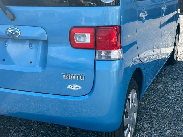 タント Ｘ　エアバック　スマ－トキ－　ＰＳ　ＰＷ　Ｗエアバッグ　左側パワースライドドア　ＥＴＣ　キーレス　エアコン　衝突安全ボディ　盗難防止システム　ＡＢＳ　ベンチシート　寒冷地仕様　アイドリングＳＴＯＰ　４ＷＤ（12枚目）