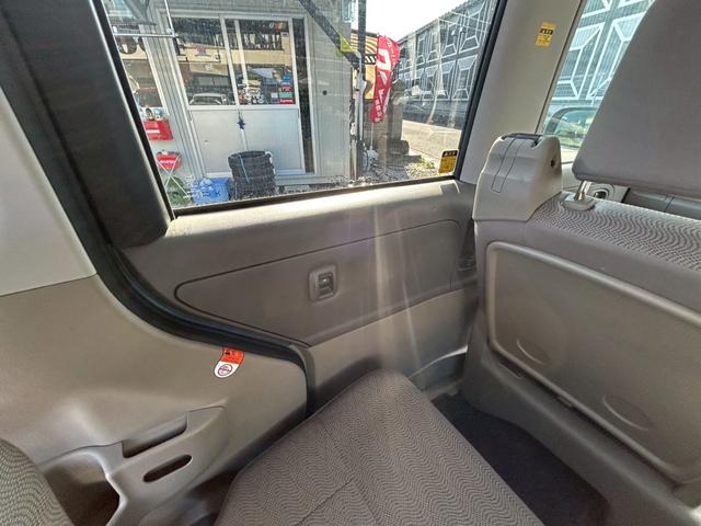 タント Ｘ　エアバック　スマ－トキ－　ＰＳ　ＰＷ　Ｗエアバッグ　左側パワースライドドア　ＥＴＣ　キーレス　エアコン　衝突安全ボディ　盗難防止システム　ＡＢＳ　ベンチシート　寒冷地仕様　アイドリングＳＴＯＰ　４ＷＤ（38枚目）