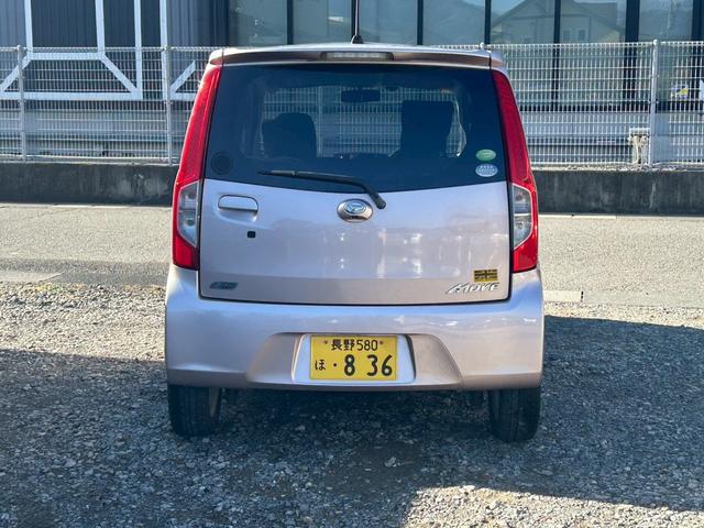 ムーヴ Ｌ　スマートセレクションＳＡ＆ＳＮ　キーレスエントリー　バックカメラ　アイドリングストップ　Ｂｌｕｅｔｏｏｔｈ対応　テレビ　ナビ付　　ベンチシート　パワーウインドウ（6枚目）