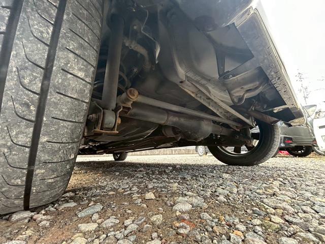 タント カスタムRS 4WD ナビ付 テレビ付き バックカメラ Bluetooth対応 ETC オートエアコン 盗難防止装置 Bluetooth接続 LEDヘッド キーレス ミュージックプレイヤー接続可 メモリーナビ(33枚目)