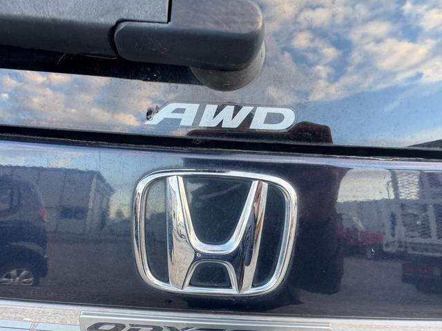 オデッセイ アブソルート　ナビ　ＴＶ　バックカメラ　４ＷＤ　両側パワースライドドア　３列シ－ト　８人乗り　盗難防止システム　衝突被害軽減システム　Ｂｌｕｅｔｏｏｔｈ接続　スマートーキ　プシュッスタート（46枚目）