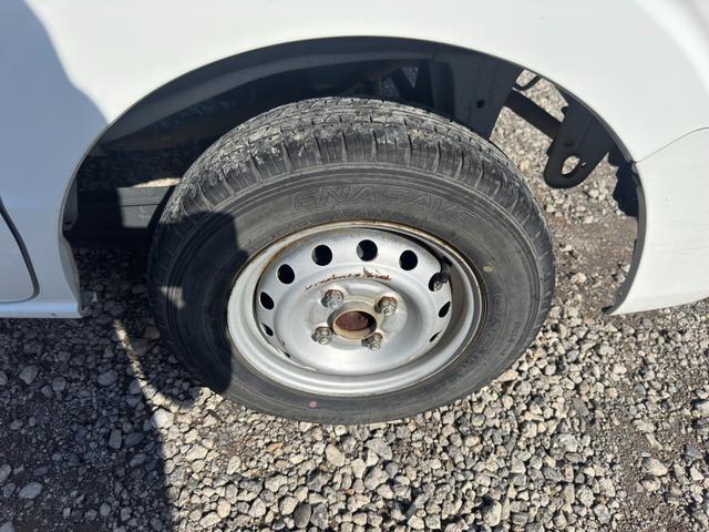 エブリイ 　２ＷＤ　パワステリング　エアコン　運転席エアバック　助手席エアバック（39枚目）
