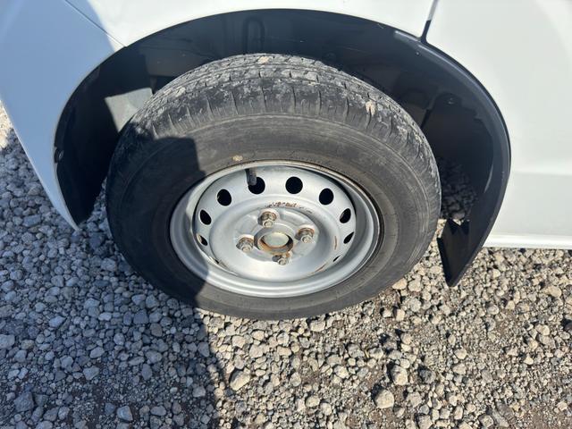 エブリイ 　２ＷＤ　パワステリング　エアコン　運転席エアバック　助手席エアバック（40枚目）