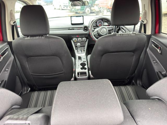 ＭＡＺＤＡ２ １５Ｓ　スマートエディション　ナビ　ＴＶ　バックカメラ　サイドカメラ　フロントカメラ　ＥＴＣ　アイドリングストップ　スマートーキ　プシュッスタート　衝突被害軽減システム　盗難防止システム　Ｂｌｕｅｔｏｏｔｈ接続（46枚目）