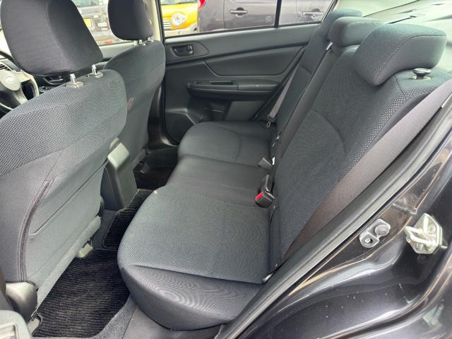 インプレッサＧ４ １．６ｉ　４ＷＤ　ナビ　ＴＶ　バックカメラ　ＥＴＣ　キ－レス　横滑り防止装置　盗難防止システム（29枚目）