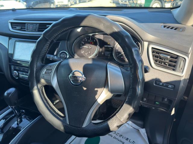 エクストレイル ２０Ｘ　ナビ　ＴＶ　４ＷＤ　アイドリングストップ　シ－トヒータ－　スマートーキ　プシュッスタート盗難防止システム　衝突安全ボディ　パワステリング　パワ－ウインドア（15枚目）