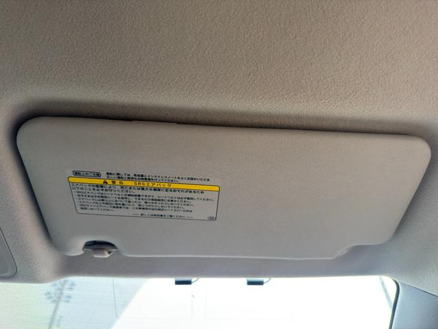 ヴォクシー X ナビ TV バックカメラ 後席モニター付き 両側パワースライドドア ドライブレコーダー スマートーキ プシュッスタート 3列シ-ト 8人乗り アイドリングストップ パワーウィンドウ(33枚目)