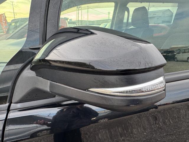 ヴォクシー X ナビ TV バックカメラ 後席モニター付き 両側パワースライドドア ドライブレコーダー スマートーキ プシュッスタート 3列シ-ト 8人乗り アイドリングストップ パワーウィンドウ(49枚目)