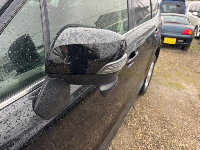 フォレスター ２．０ｉ－Ｌ　アイサイト　エアコン　パワーステアリング　パワーウィンドウ　運転席エアバッグ　助手席エアバッグ　盗難防止システム　衝突安全ボディ　衝突被害軽減システム（15枚目）