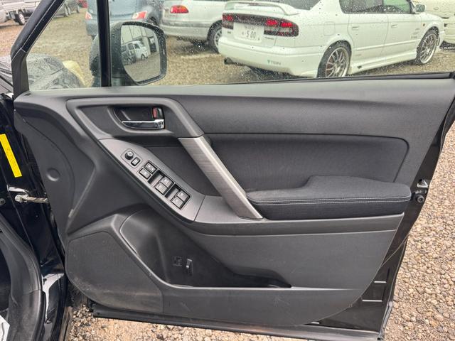 フォレスター ２．０ｉ－Ｌ　アイサイト　エアコン　パワーステアリング　パワーウィンドウ　運転席エアバッグ　助手席エアバッグ　盗難防止システム　衝突安全ボディ　衝突被害軽減システム（39枚目）