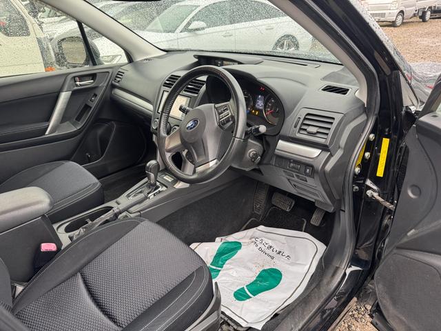 フォレスター ２．０ｉ－Ｌ　アイサイト　エアコン　パワーステアリング　パワーウィンドウ　運転席エアバッグ　助手席エアバッグ　盗難防止システム　衝突安全ボディ　衝突被害軽減システム（40枚目）