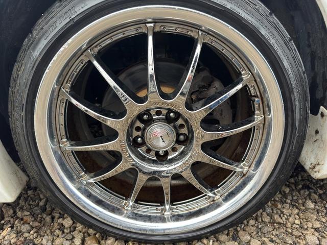 レガシィＢ４ ＲＳＫ　エアコン　パワーステアリング　パワーウィンドウ　運転席エアバッグ　ＡＢＳ　助手席エアバッグ　ＨＩＤ（32枚目）