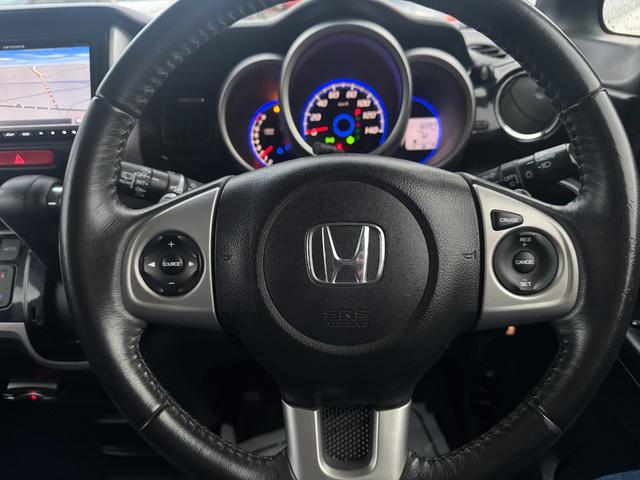 N-BOXカスタム G・ターボパッケージ エアコン パワーステアリング パワーウィンドウ盗難防止システム 電動格納ミラー オートライト(17枚目)