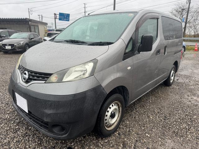 ＮＶ２００バネットバン ＤＸ　エアコン　パワステ　パワーウインドウ　エアバック　ナビ（8枚目）