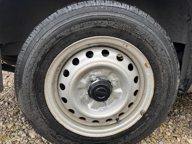 ＮＶ２００バネットバン ＤＸ　エアコン　パワステ　パワーウインドウ　エアバック　ナビ（32枚目）