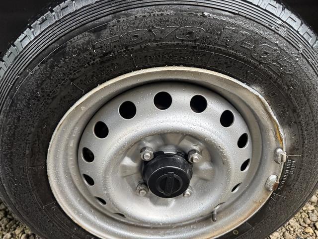 ＮＶ２００バネットバン ＤＸ　エアコン　パワステ　パワーウインドウ　エアバック　ナビ（35枚目）