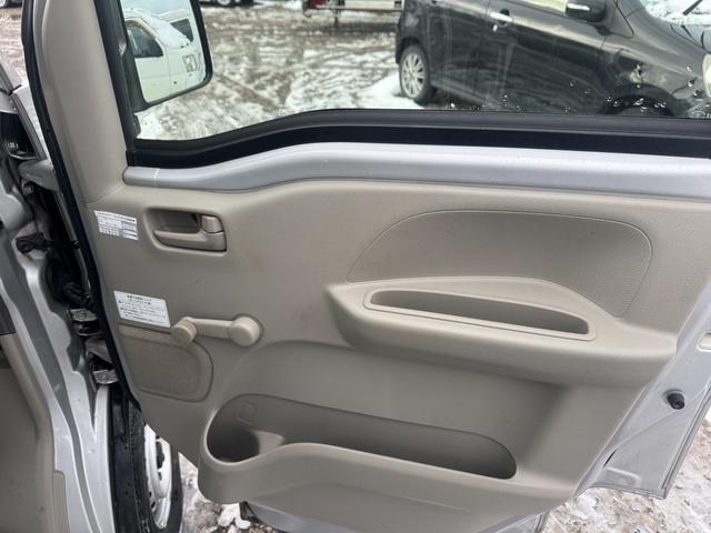 NV100クリッパーバン DX エマージェンシーブレーキパッケージ エマージェンシーブレーキパッケージ エアコン バックカメラ エアバッグ ナビ TV 4WD(16枚目)