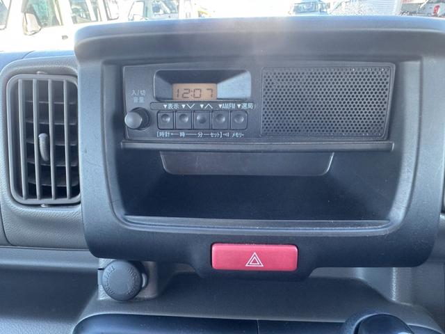 エブリイ PA エアコン エアバック MTモード付 4WD(22枚目)