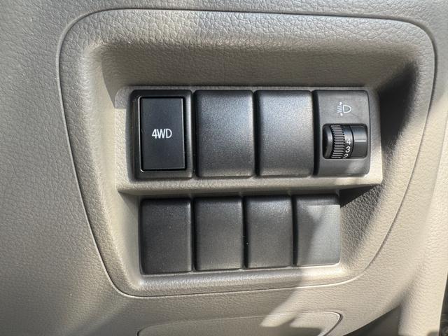 エブリイ PA エアコン エアバック MTモード付 4WD(29枚目)