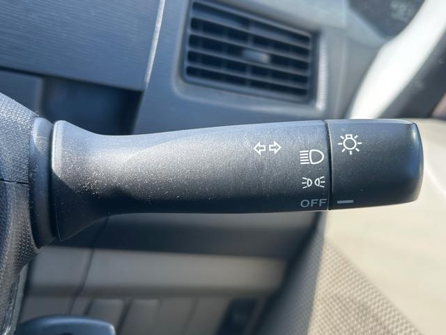 ムーヴ Ｌ　地デジ　ナビ　４ＷＤ（19枚目）