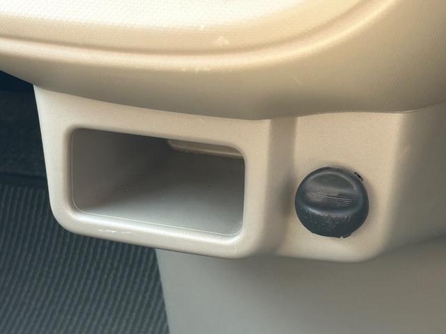 ムーヴ Ｌ　地デジ　ナビ　４ＷＤ（21枚目）