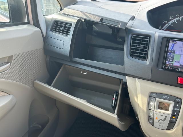 ムーヴ Ｌ　地デジ　ナビ　４ＷＤ（26枚目）