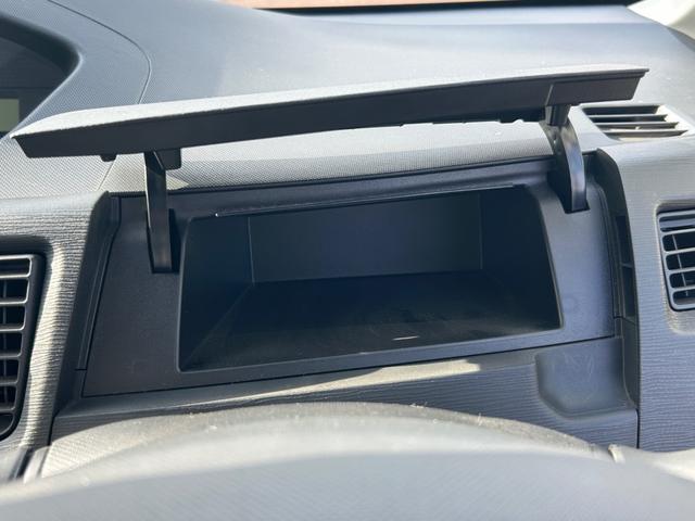 ムーヴ Ｌ　地デジ　ナビ　４ＷＤ（27枚目）