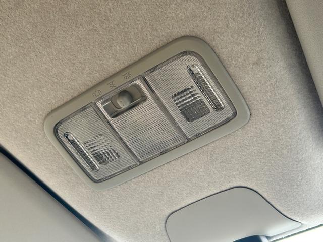 ムーヴ Ｌ　地デジ　ナビ　４ＷＤ（31枚目）