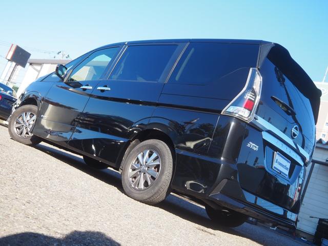 セレナ ｅ－パワー　ハイウェイスターＶ　７人乗り　両側パワースライドドア　アラウンドビューモニター　クリアランスソナー　９インチ純正ナビ　地デジ　ＢＴ　前後ドライブレコーダー　パーキングアシスト　ウォークスルー　後席サンシェード（32枚目）