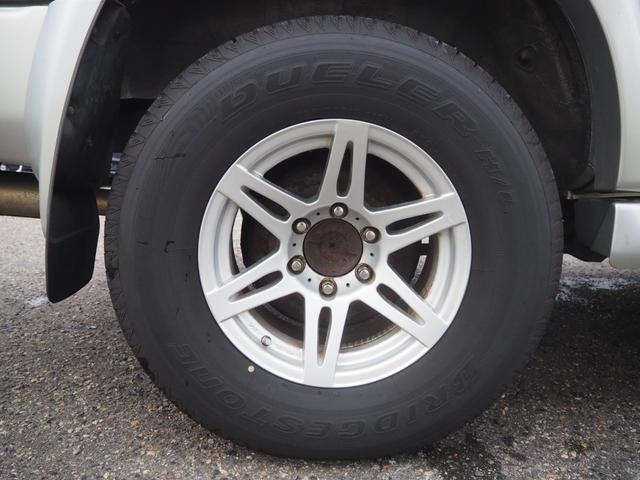 ハイラックスサーフ ＳＳＲ－Ｘ　ディーゼルターボ　後期　切替４ＷＤ　ＡＴ　タイミングベルト交換済み　ディーゼルターボ　背面タイヤ　ルーフスポイラー　純正オーディオ　オートエアコン　社外１６インチＡＷ　バニティミラー　ハロゲンＨＬ（47枚目）