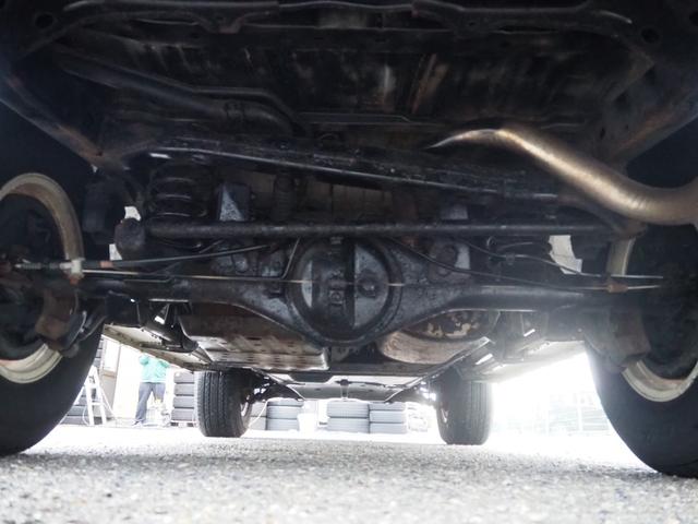 ハイラックスサーフ ＳＳＲ－Ｘ　ディーゼルターボ　後期　切替４ＷＤ　ＡＴ　タイミングベルト交換済み　ディーゼルターボ　背面タイヤ　ルーフスポイラー　純正オーディオ　オートエアコン　社外１６インチＡＷ　バニティミラー　ハロゲンＨＬ（49枚目）