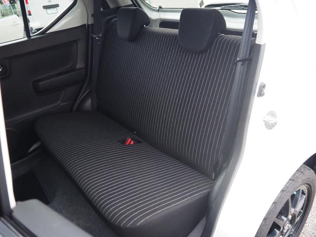 アルトワークス ベースグレード　５ＭＴ　ターボ　純正オーディオ　レカロシート　プッシュスタート　ＨＩＤヘッドライト　ＫＹＢショック　革巻きステアリング　オートエアコン　フロントフォグランプ　ミラーヒーター　純正１５インチＡＷ（14枚目）