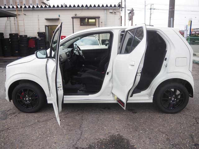 アルトワークス ベースグレード　５ＭＴ　ターボ　純正オーディオ　レカロシート　プッシュスタート　ＨＩＤヘッドライト　ＫＹＢショック　革巻きステアリング　オートエアコン　フロントフォグランプ　ミラーヒーター　純正１５インチＡＷ（36枚目）