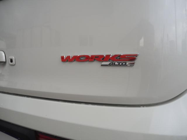 アルトワークス ベースグレード　５ＭＴ　ターボ　純正オーディオ　レカロシート　プッシュスタート　ＨＩＤヘッドライト　ＫＹＢショック　革巻きステアリング　オートエアコン　フロントフォグランプ　ミラーヒーター　純正１５インチＡＷ（46枚目）