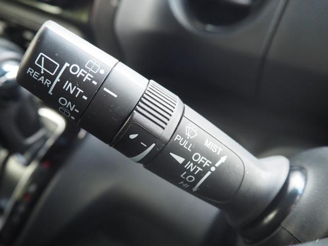 N-BOXカスタム G・Lホンダセンシング 8インチ純正ナビ バックカメラ 衝突軽減 誤発進抑制 ビルトインETC 純正14インチアルミホイール クリアランスソナー レーダークルーズコントロール LEDヘッドライト ステアスイッチ 地デジ BT(65枚目)