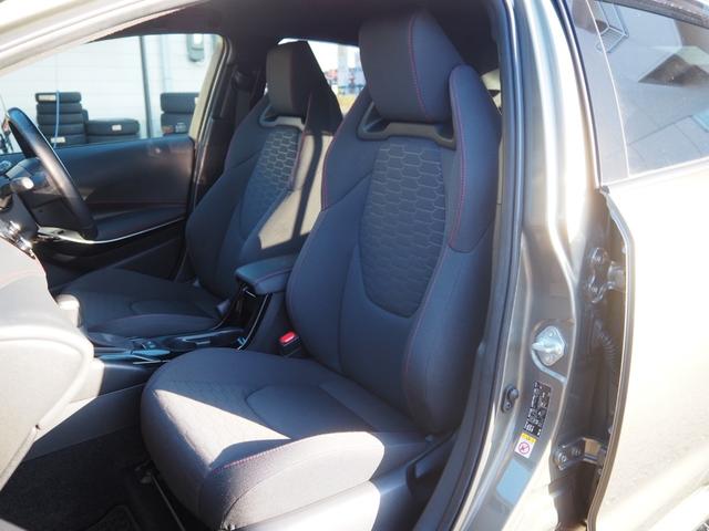 シートにダメージや劣化は少なく、良好なコンディションが保たれております♪