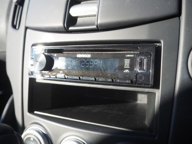 フェアレディZ ベースグレード 純正18インチAW 社外オーディオ 革巻きステアリング オートライト HIDヘッドライト パドルシフト 電格ミラー 禁煙車 記録簿付き プッシュスタート シートリフター テレスコ フロアマット(15枚目)