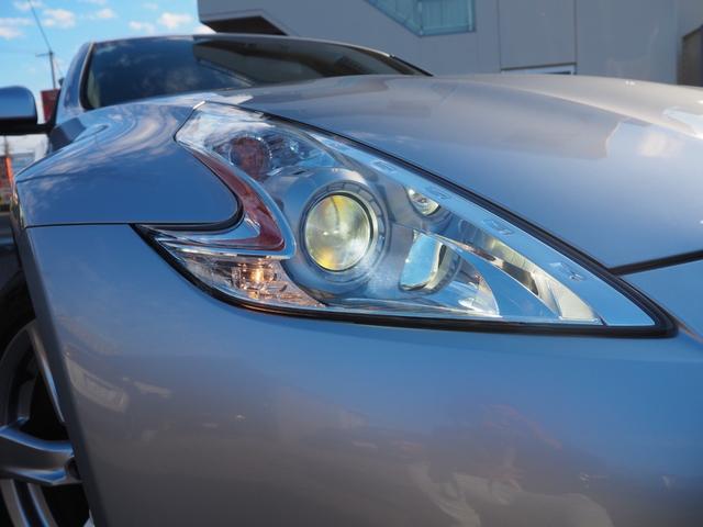 フェアレディZ ベースグレード 純正18インチAW 社外オーディオ 革巻きステアリング オートライト HIDヘッドライト パドルシフト 電格ミラー 禁煙車 記録簿付き プッシュスタート シートリフター テレスコ フロアマット(38枚目)